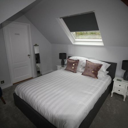 Ryefield Cottage - Luxurious Self-Catered Holiday Cottage With A Log Burner ชิชิสเตอร์ ภายนอก รูปภาพ