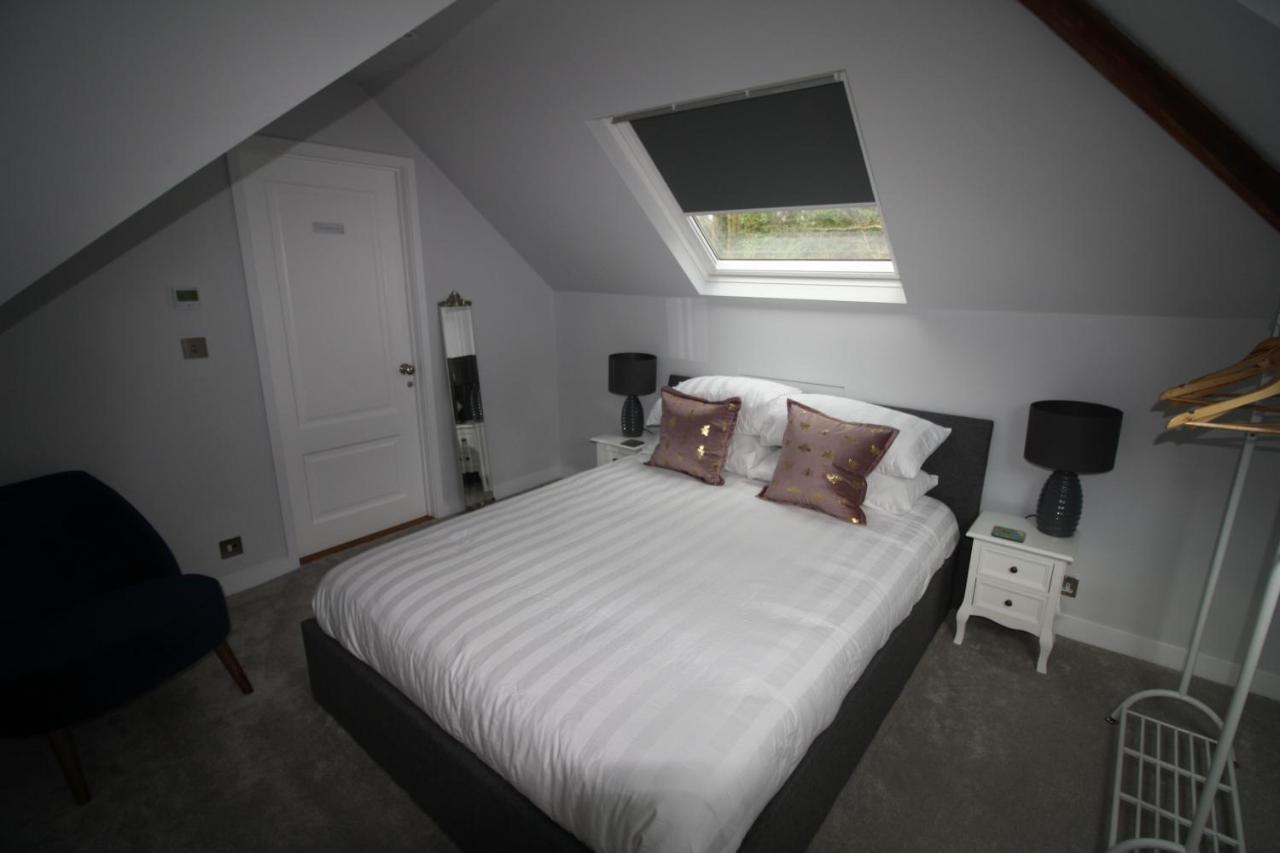 Ryefield Cottage - Luxurious Self-Catered Holiday Cottage With A Log Burner ชิชิสเตอร์ ภายนอก รูปภาพ