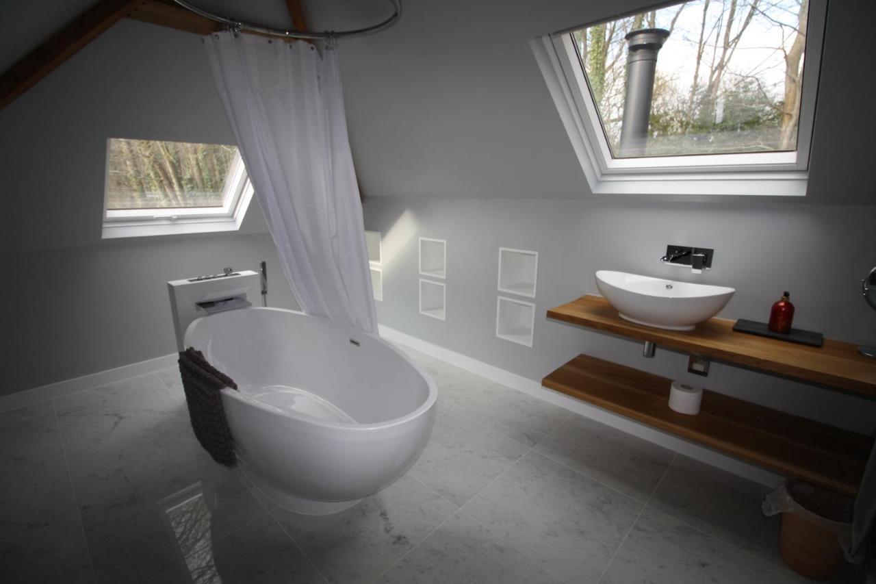 Ryefield Cottage - Luxurious Self-Catered Holiday Cottage With A Log Burner ชิชิสเตอร์ ภายนอก รูปภาพ